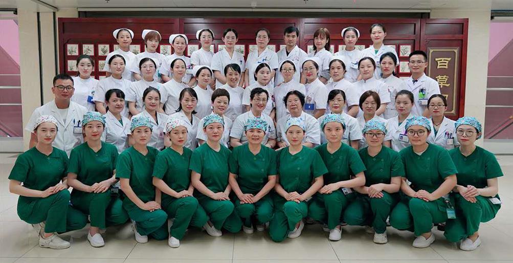 產(chǎn)科團隊的副本.jpg 產(chǎn)科團隊的副本.jpg